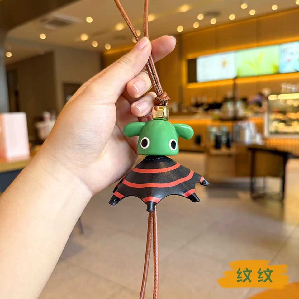 Fashionable and minimalist pendant suitable for hanging couple gifts mobile phone pendant handbag pendant J251121