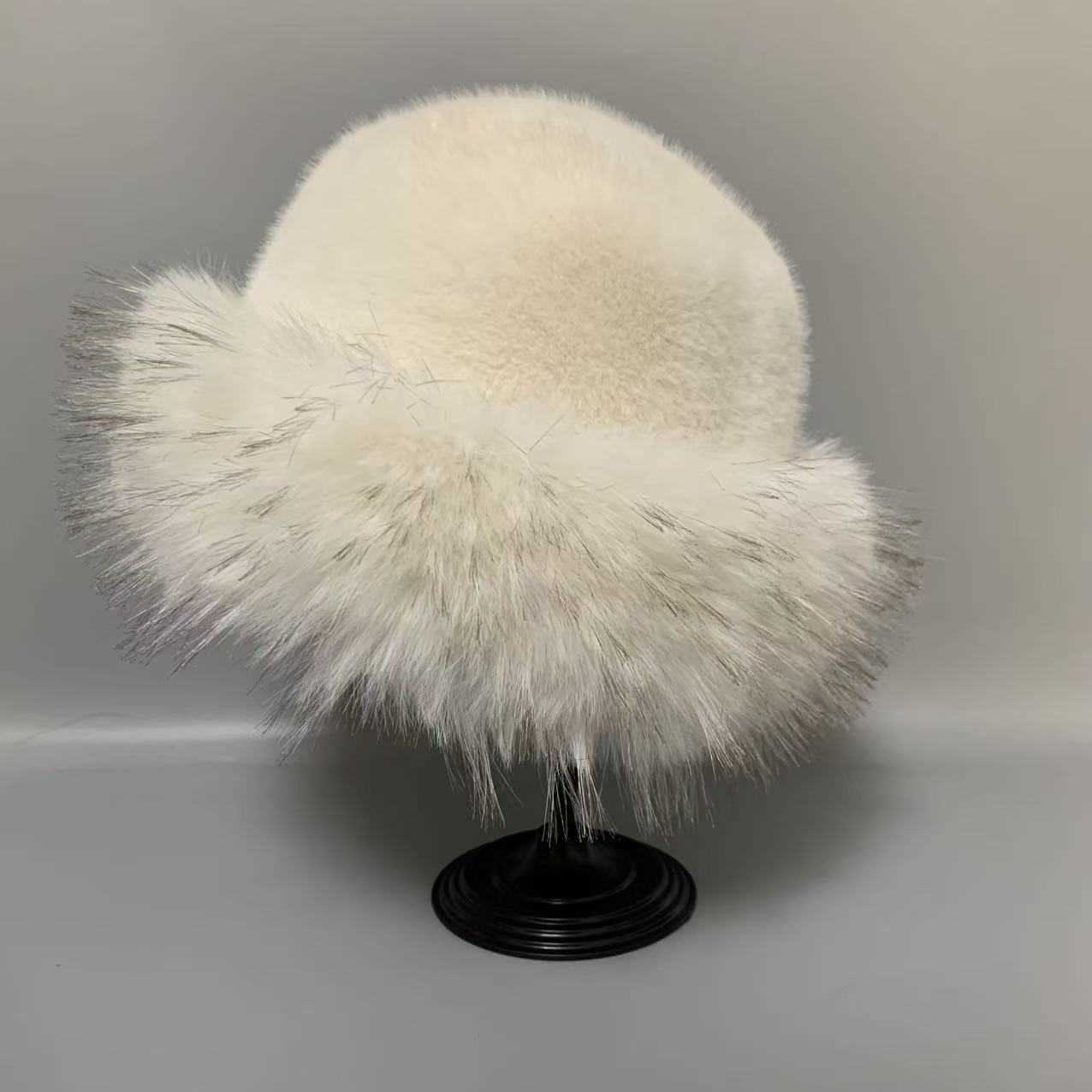 Autumn and Winter New Large Head Circumference Plush Hat Fashionable Warm Coldproof Ear Protection Hat Hat Plush Hat H251020