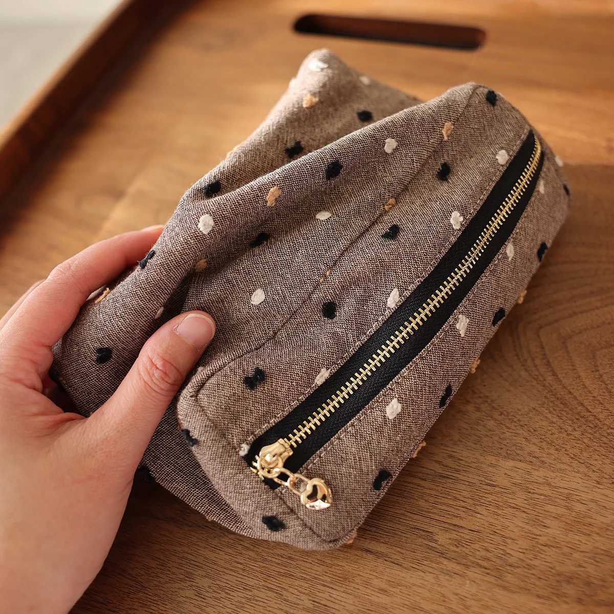 Checkered striped fabric cosmetic bag square threedimensional zipper storage bag travel portable handbag liner bag makeup bagW251021