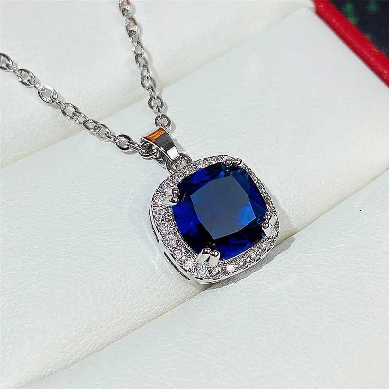 New Luxury Princess Square CZ Pendant Necklace for Women WhiteGreenYellowPink Colors Fashion Wedding Jewelry Drop Shipping1 D251021