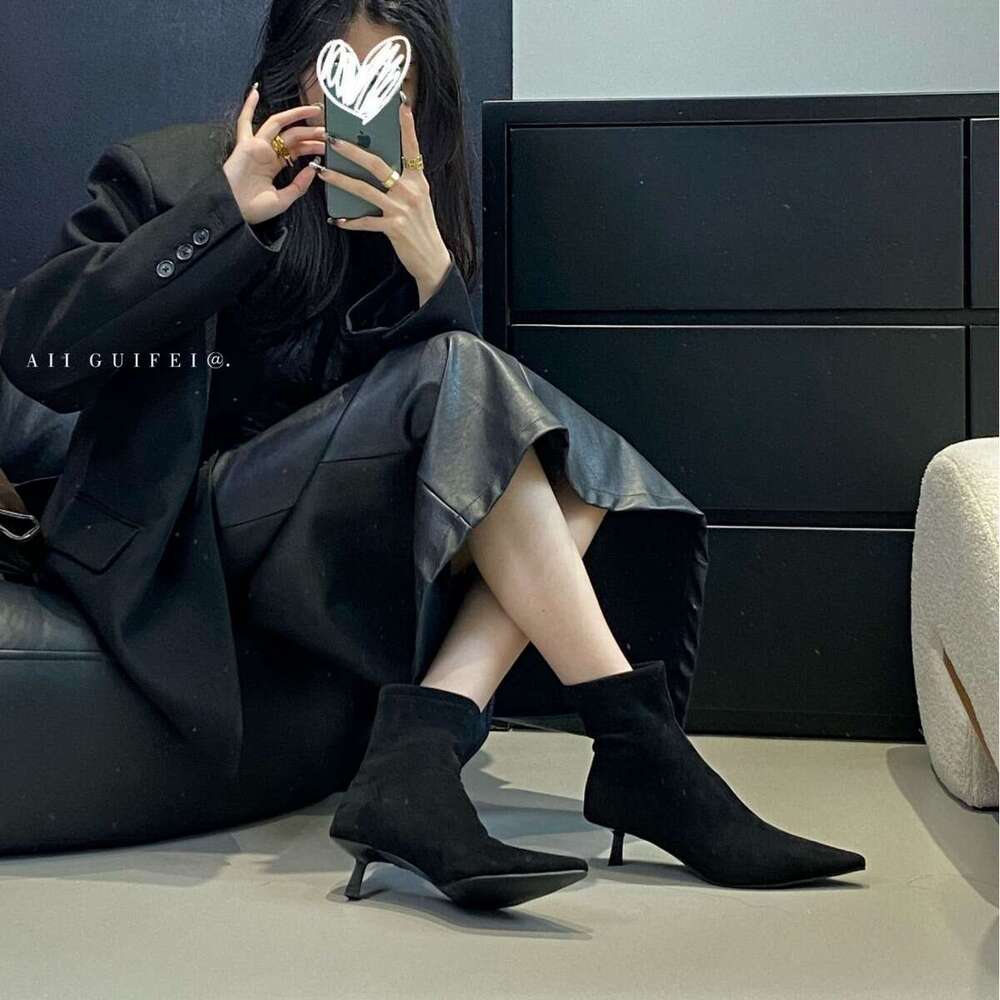 Autumn Winter Soft Sole Elastic Slim Pointed Toe Stiletto Women Short Small Heel Versatile Black Suede Designer Shoe Single Boots
