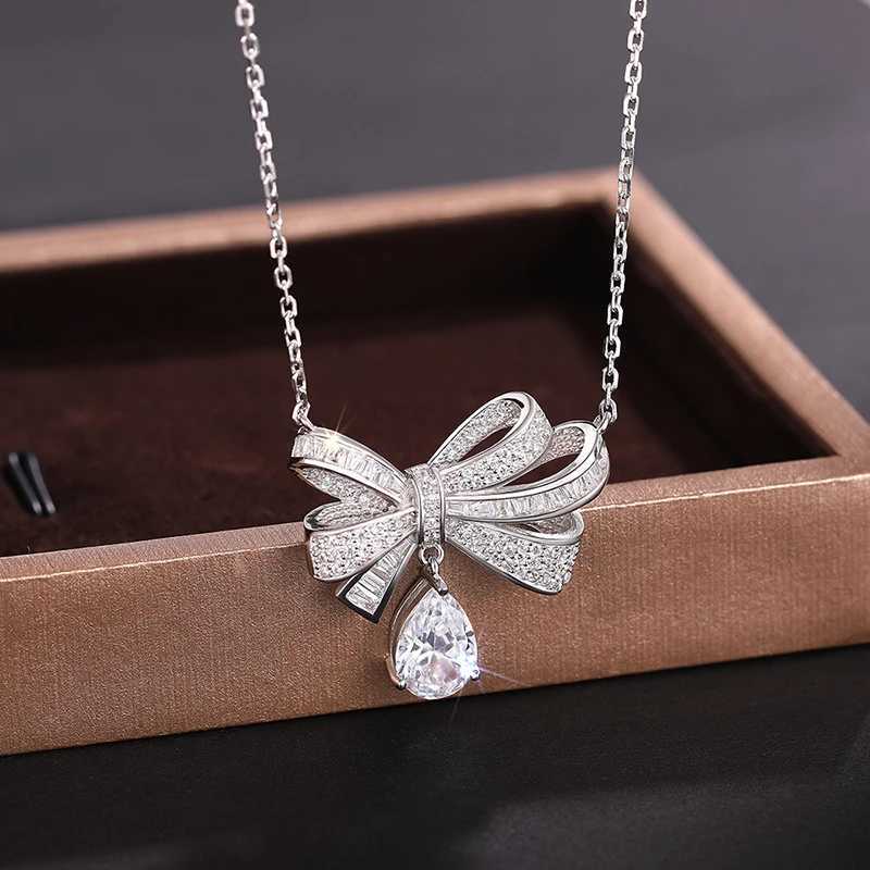 Huitan Luxury Bowknot Pendant Necklace with Bright Zircon Women Wedding Jewelry Graceful Female Aesthetic Accessories for Party D251021
