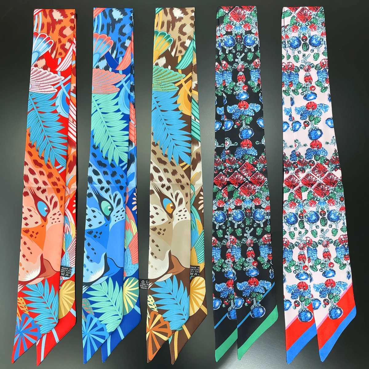 2024 Brand Design Leopard Twill Silk Scarf Luxury Scarf Women Foulard Skinny Bag Scarves Neckerchief Fashion Hair Headband W251021