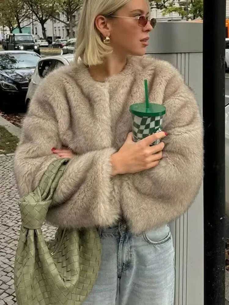 HH Womens Winter Streetwear Faux Fur Effect Short Jacket Coat Retro Solid Color O Neck LongSleeve Womens Loose Thermal Top Y251105