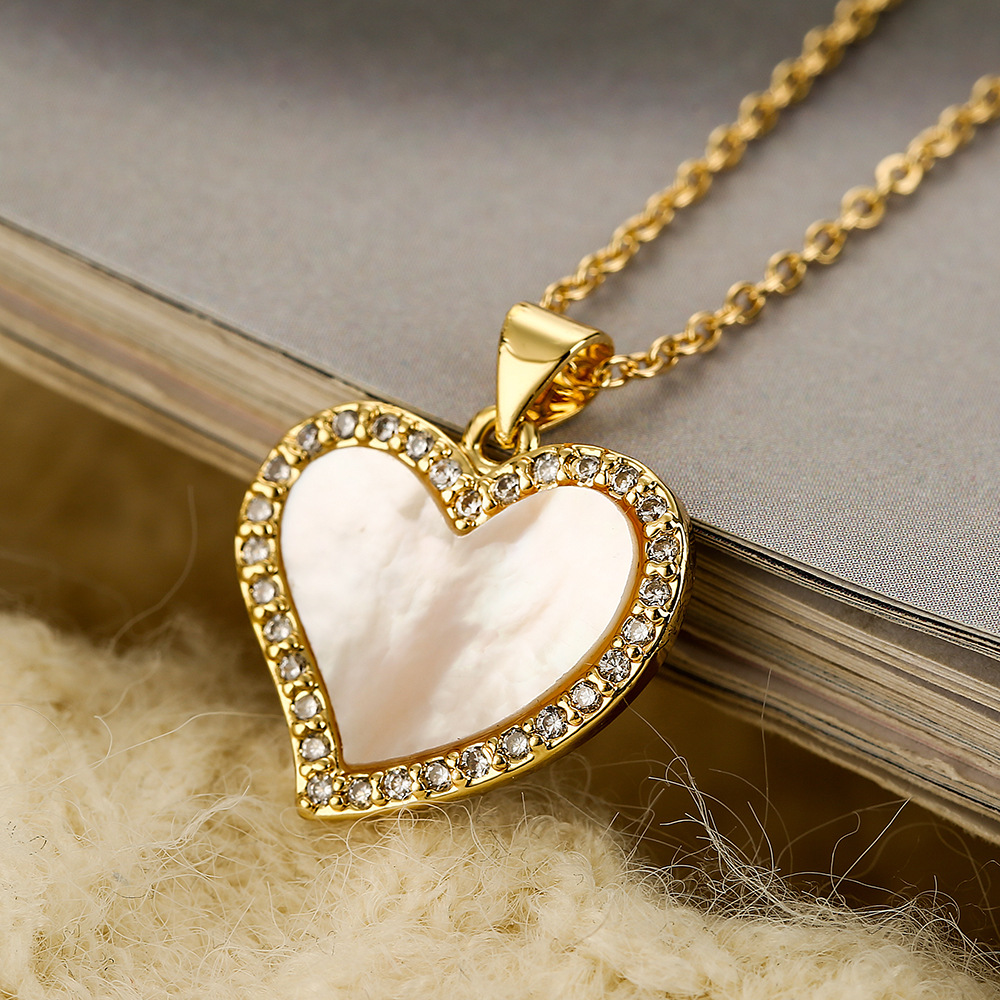 Designer earrings 18K gold-plated zircon shell love butterfly pendant necklace for women's minimalist temperament Women's earrings S925 ster