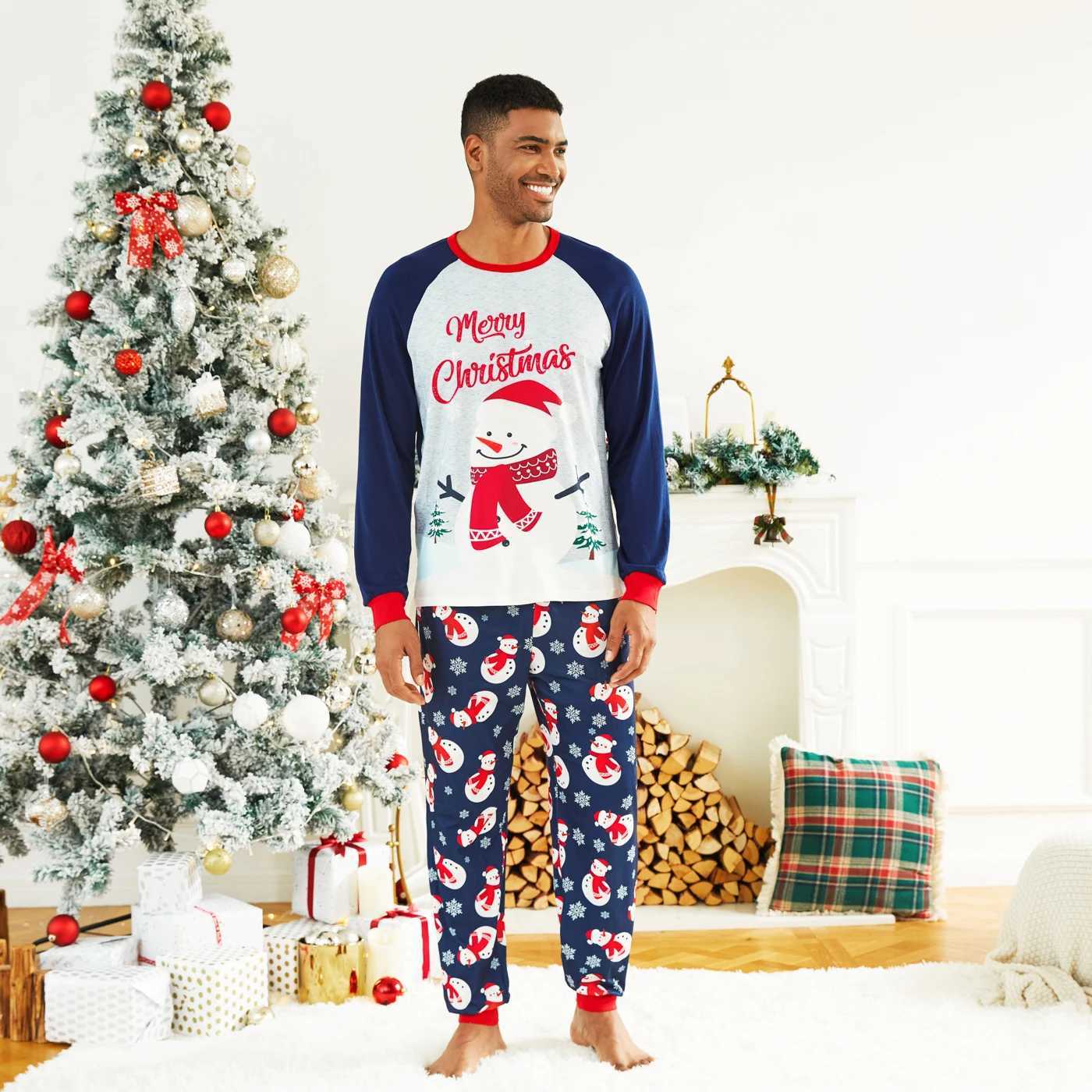 Family Matching Christmas Cartoon Letter Print Top And Pants Pajama Set L2510211393