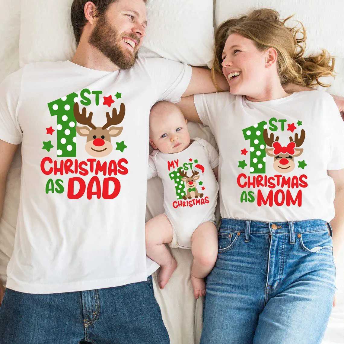 My First Christmas As Dadmom Print Family Matching Clothes Mother Father Tshirt Baby Romper Xmas Party Family Outfit T Shirts L251021UOS8