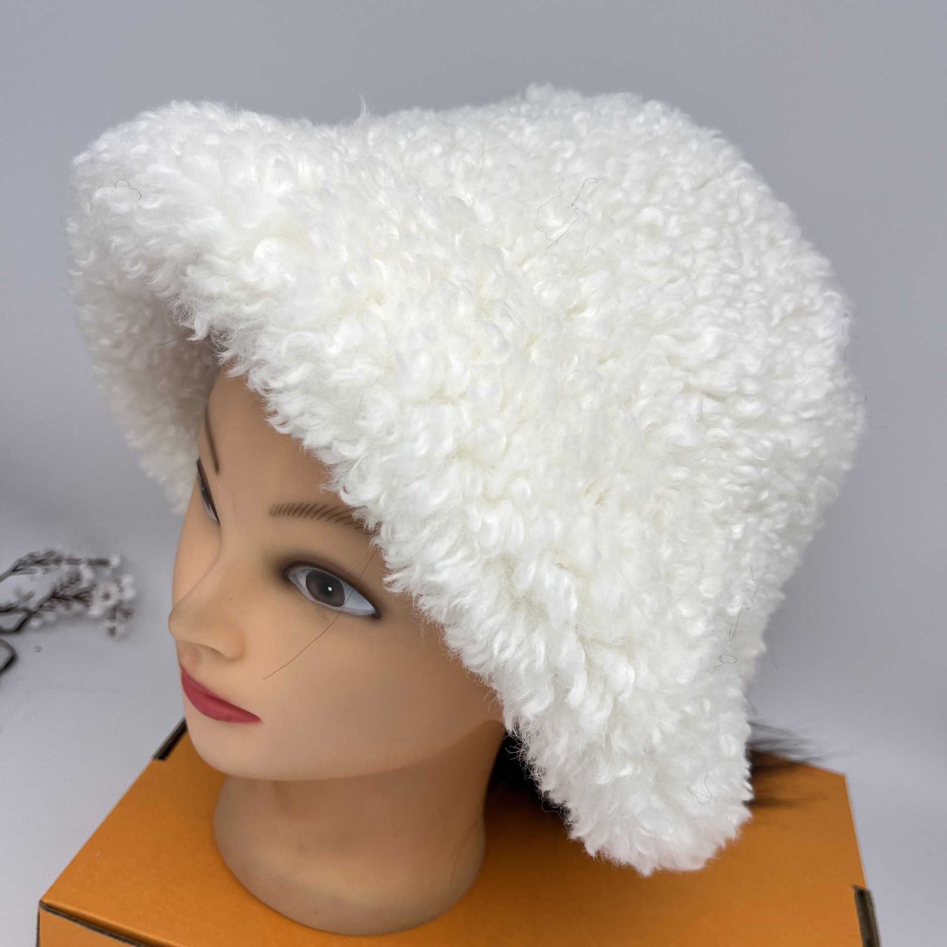 Fashion Lamb Wool Fisherman Hat for Women Thickened and Warm for Autumn and Winter Plush Hat Versatile H251020