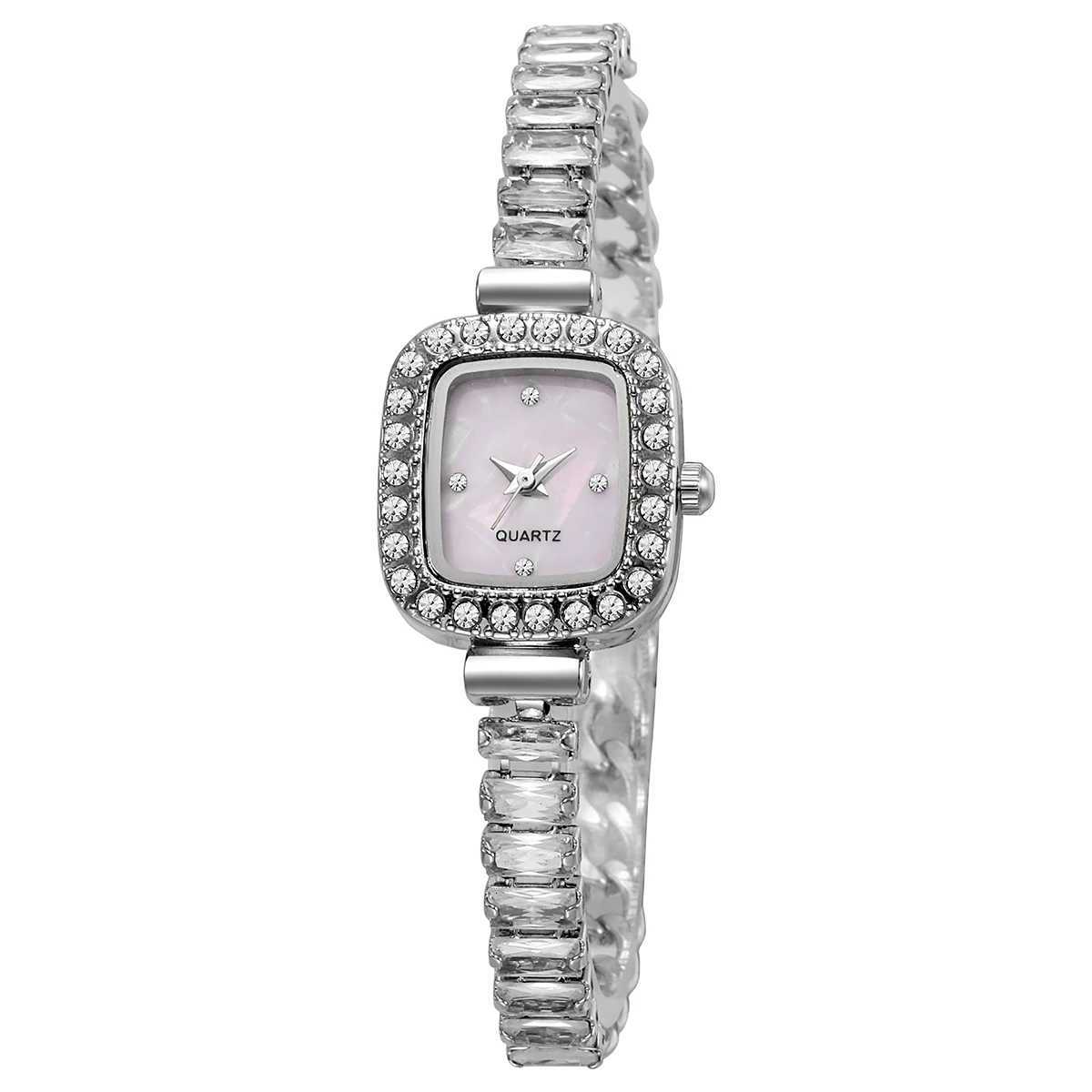 New Arrival Diamondencrusted Fashionable Small Dial Fine Str Dot Scale Womens Quartz for Christmas and Halloween GXJ251021