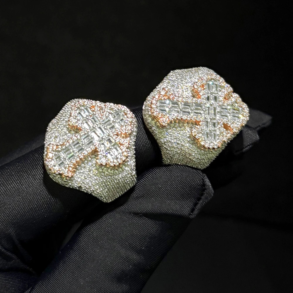Two Tone Color Cross Finger Ring Iced Out Bling 5A Cubic Zircon Prong Setting Fashion Luxulry Men Hip Hop Finger Jewelry 251017