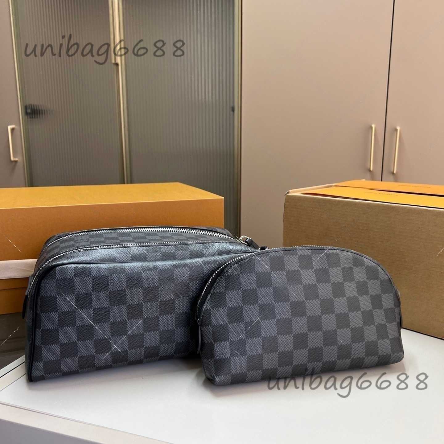 Cases Nice BB Vanity Bag Makeup Bag Takashi Murakami Cherry Blossoms Cosmetic Box Pink Crossbody Handabgs Women Large Capacity Zipper Men Travel Toilet Bag