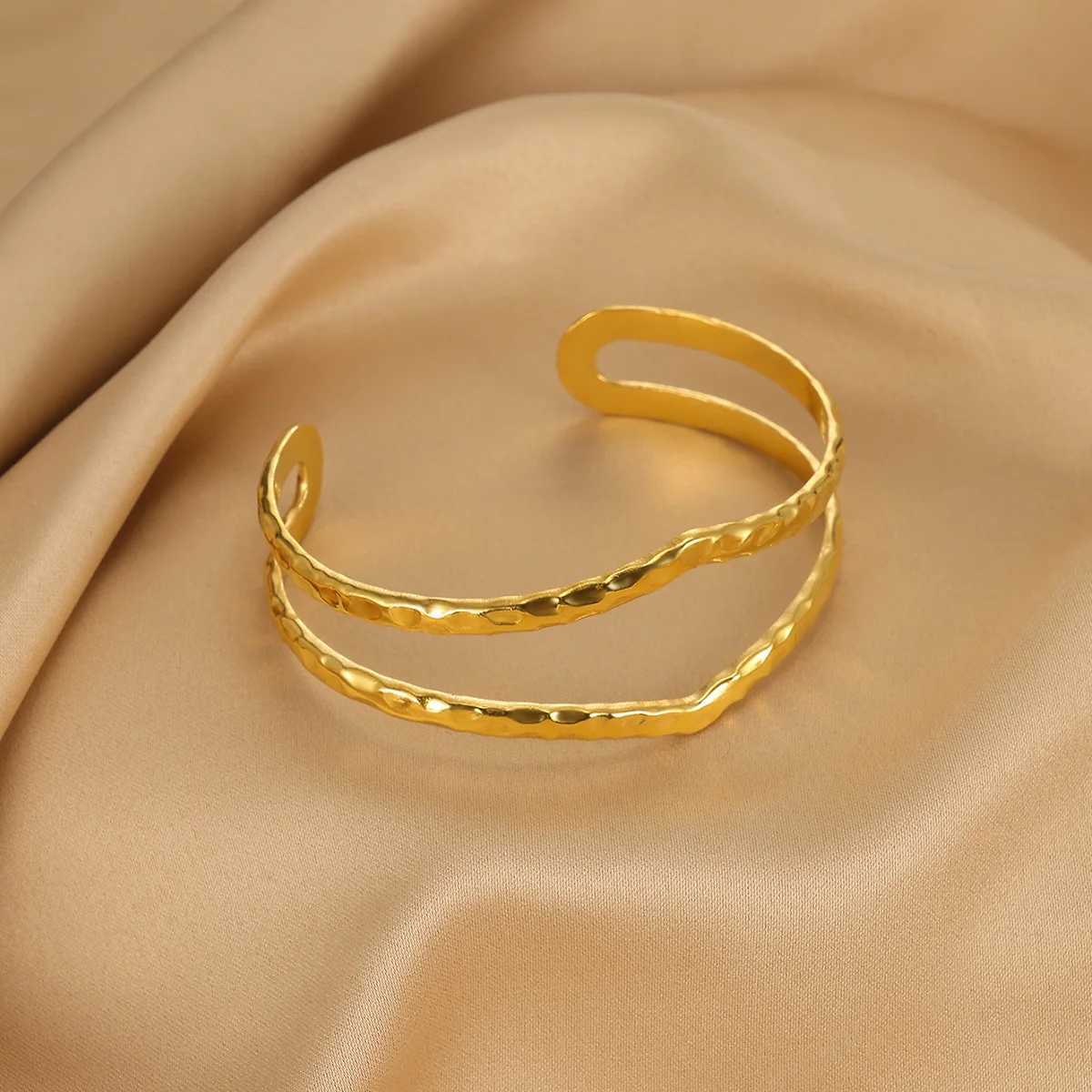 Summer Waterproof Cuff Bangles Bracelet For Women Cute Flower Double Layer Open Stainless Steel Gold Color Star Shell Jewelry J251021