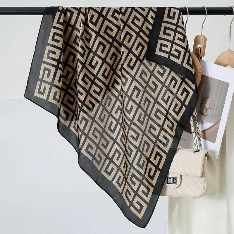 70cm Silk Square Scarf Wen Fashion Luxury Brand Satin Neck Tie Fa Hair Bandana kerchi Shawl Wrap Hijab EcharpeW251021