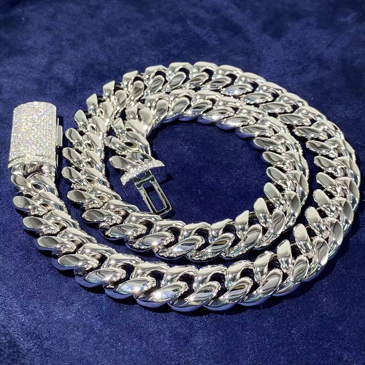 With a V S Moissanite Chain Hip Hop Cuban Necklace Cuban Link Chain Stainless Steel 2024 Shanghai Best Selling 8 M Gold
