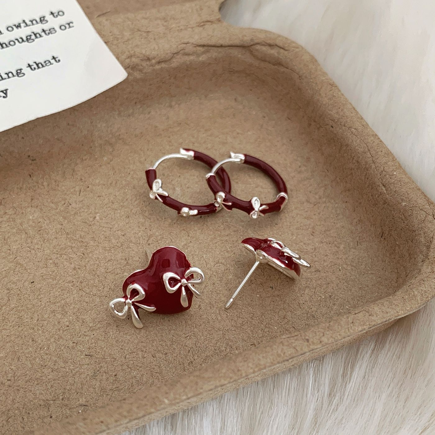 Designer earrings luxury earrings Heart shaped bow earrings, artistic retro, sweet and simple daily earrings free shipping