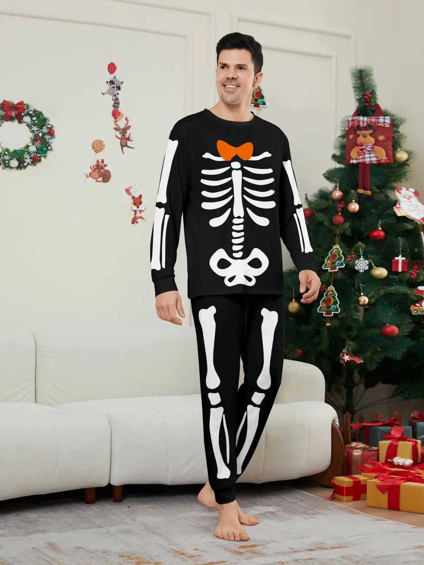 2025 New Skeleton Print Family Matching Pajamas Set Mom Dad Kids 2 Pieces Suit Baby Romper Homewear Halloween Party Look Pajama L2510215HVU
