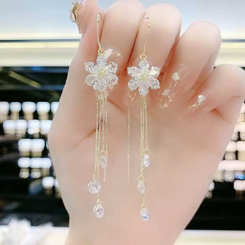 Luxury Shiny Zircon Flower Drop Earrings for Women Temperament Long Tassel Ear Line Crystal Earring Girls Party Wedding Jewelry J251021