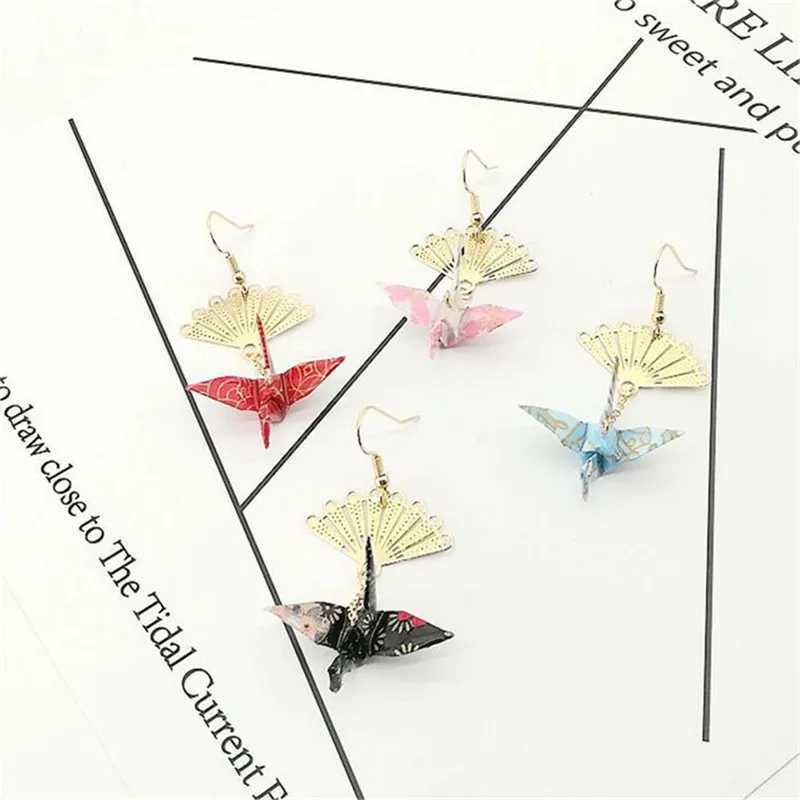 8Seasons 1 PC Origami Women Drop Earrings Ethnic Washi Japanese Paper Crane Pendant Romantic Party Accessories Charms Gift J251021