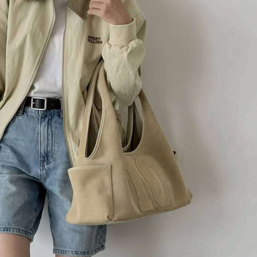Top Cowhide Women's Handbag New Niche Design 10 Suede Large Capacity Vintage Fashionable One-Shoulder Tote Bag Suotong1021