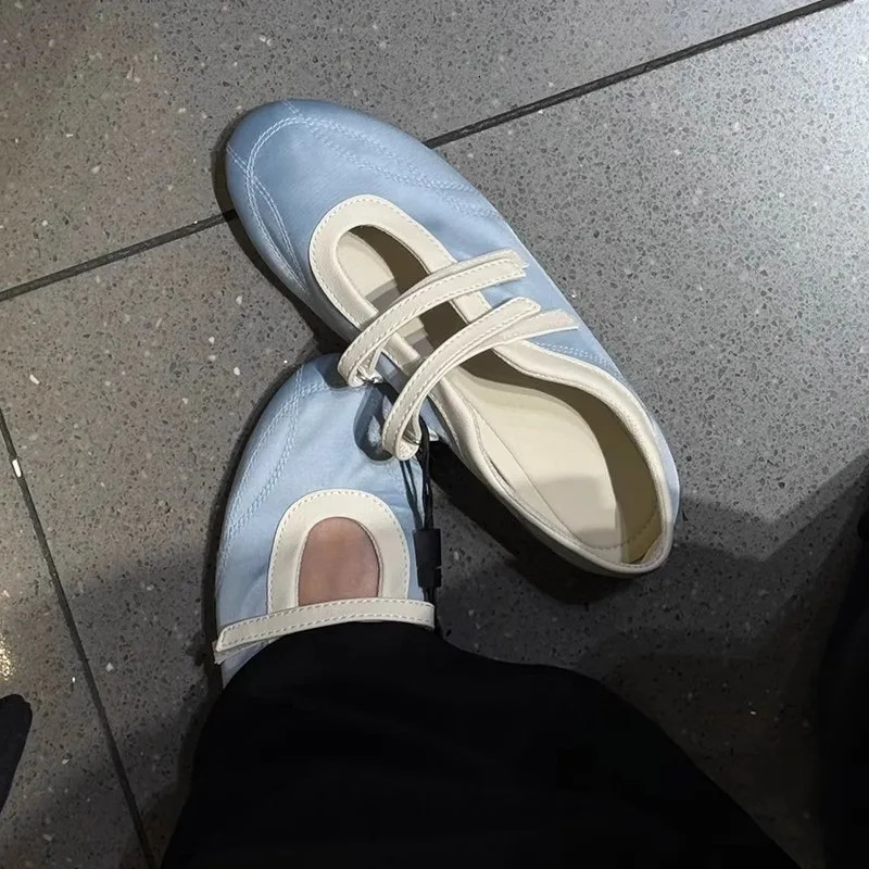 2025 Vintage Ballet Flats Women LowCut Round Toe Wide Width Flat Sole Fashion Versatile Casual Solid Color Shoes 251021