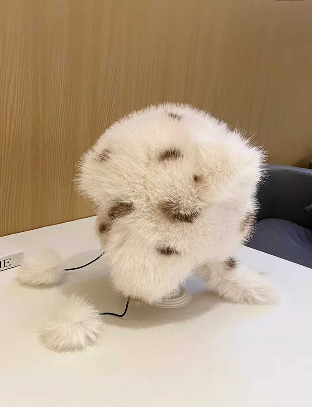 Autumn and Winter New Thickened Warm Princess Hat Fashion Ear Protection Hat Imitation Fox Fur Little Raccoon Tail Hat H251020