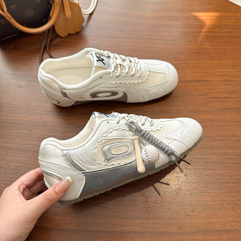 Korean niche heightened racing German training shoes women's early autumn new retro versatile casual sports Forrest Gump shoes2025