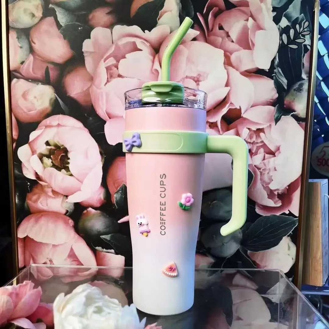 Jumbo Insated Stainless Steel Water Bottle Large Capacity Cold Cup with Straw Vacuum Sed for Maxim Temperature Retention Y251021