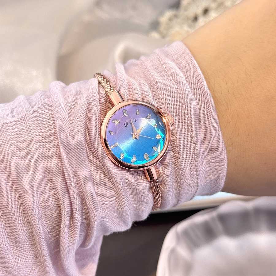 New Gradient Fresh Style Starry Sky Sunset Color Ladies Student Fashion Bracelet Open Quartz WristXJ251021