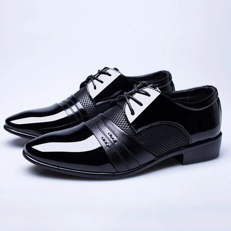 Fashion British Mens Leather Shoes Classic Man Pointed Toe Formal Wedding Shoes Male Flats Dress Shoes Lace Up 251021