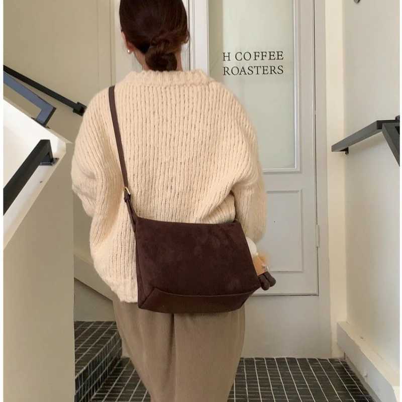 2025 New Autumn and Winter Retro Suede Simple Underarm Dumpling Bag Simple Commuter Suede Single Shoulder Handbag Crossbody BagXJ251021