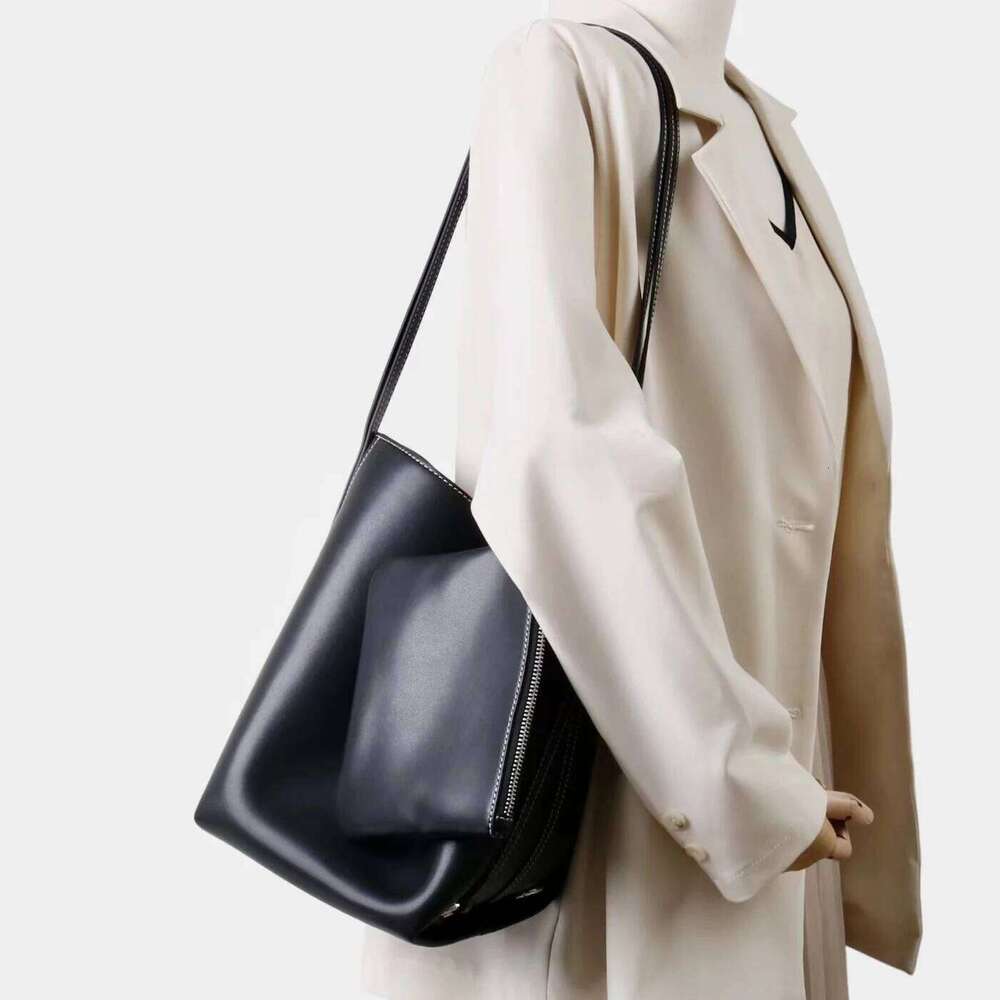 Cowhide Ladies One-Shoulder Bucket New Niche Design Multi-Back Soft Backpack Casual Tote Bag Fashionable Handbag Suotong1021