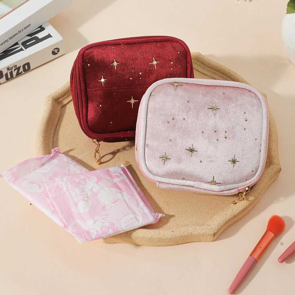 Mini Cute Square Cosmetic Bag Women Portable Earphones Lipstick Sanitary Napkins Storage Pouch Small Makeup Zipper BagsW251021