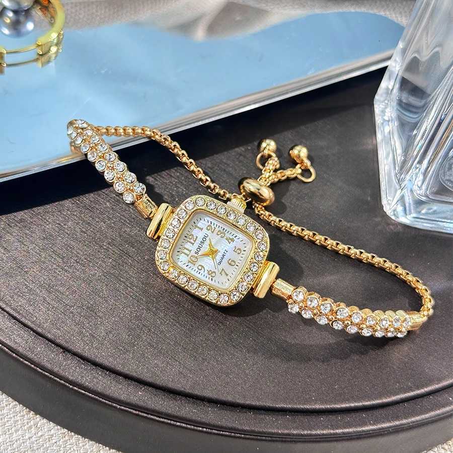 The new ladies small square features a doublerow diamond bracelet and Arabic numerals fashionable quartzXJ251021