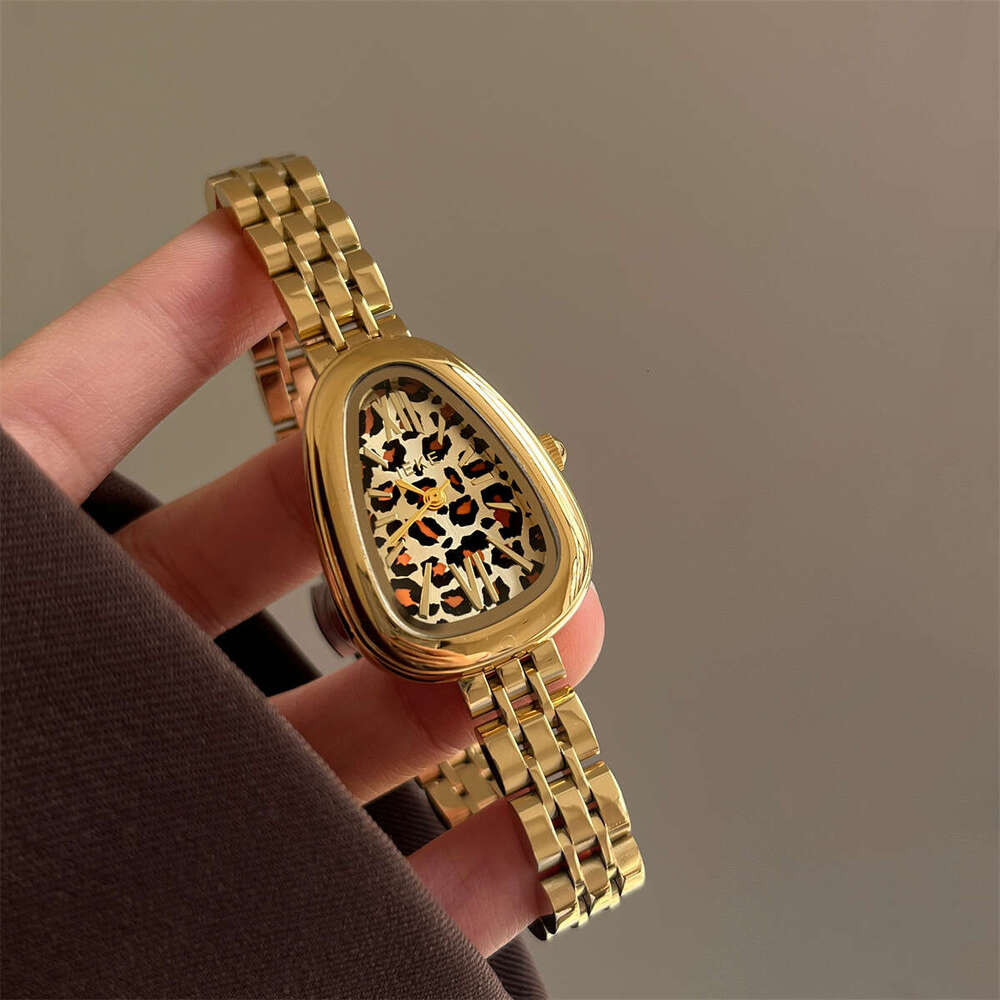 Snake Head Anchor Red Leopard Print Steel B for Women Designer Commuting Light Luxury Simple High-end Quartz Design Women's Watch
