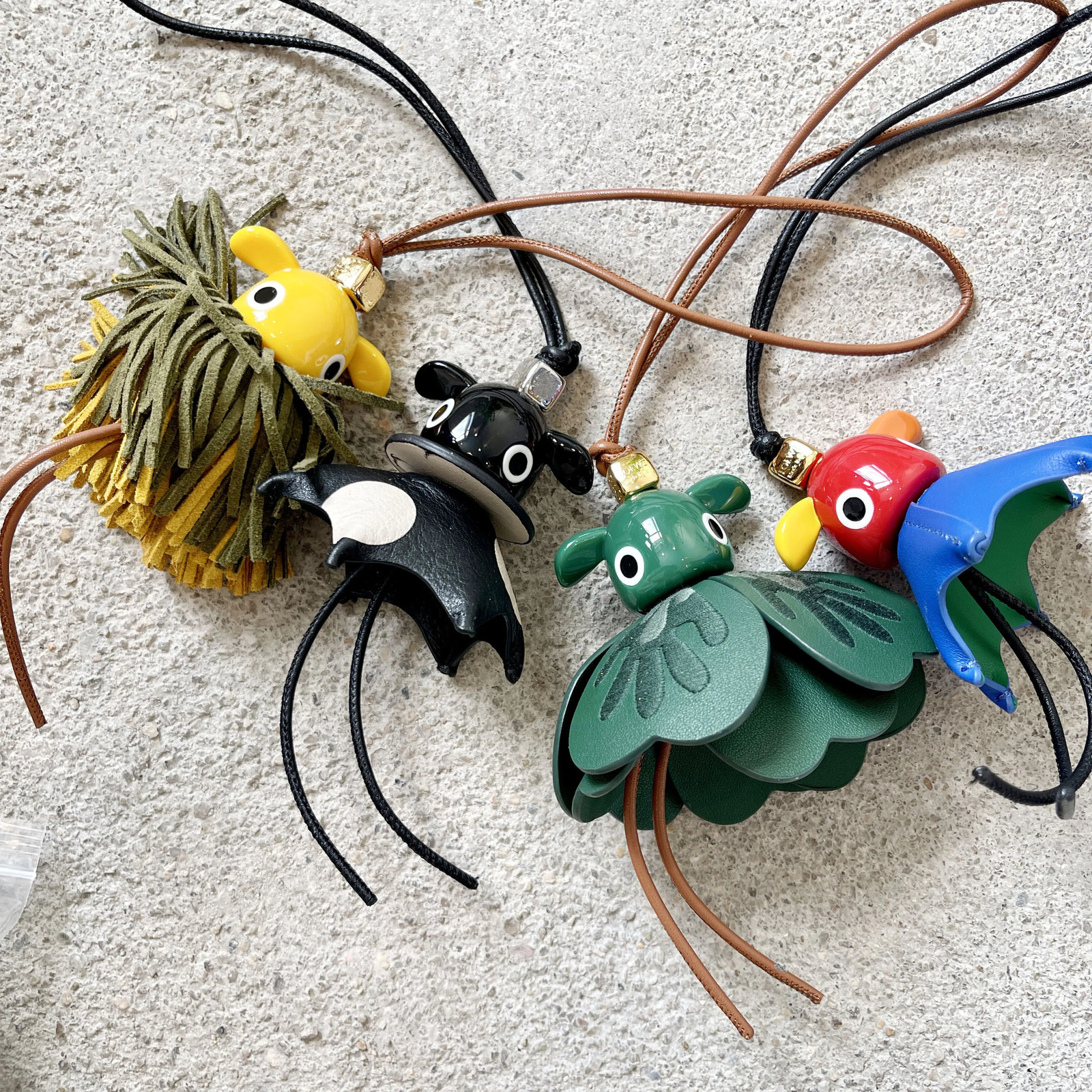 Genuine Leather Whimsical Creature Keychain Bag Charm for Luggage Purse Car Decor Cute Accessory 251017