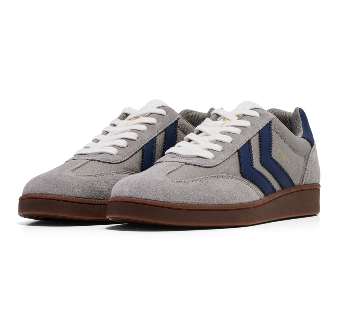 Designer's new light luxury low top retro casual sports board shoes, coffee colored suede tennis shoes, running shoes, fashionable and durable le