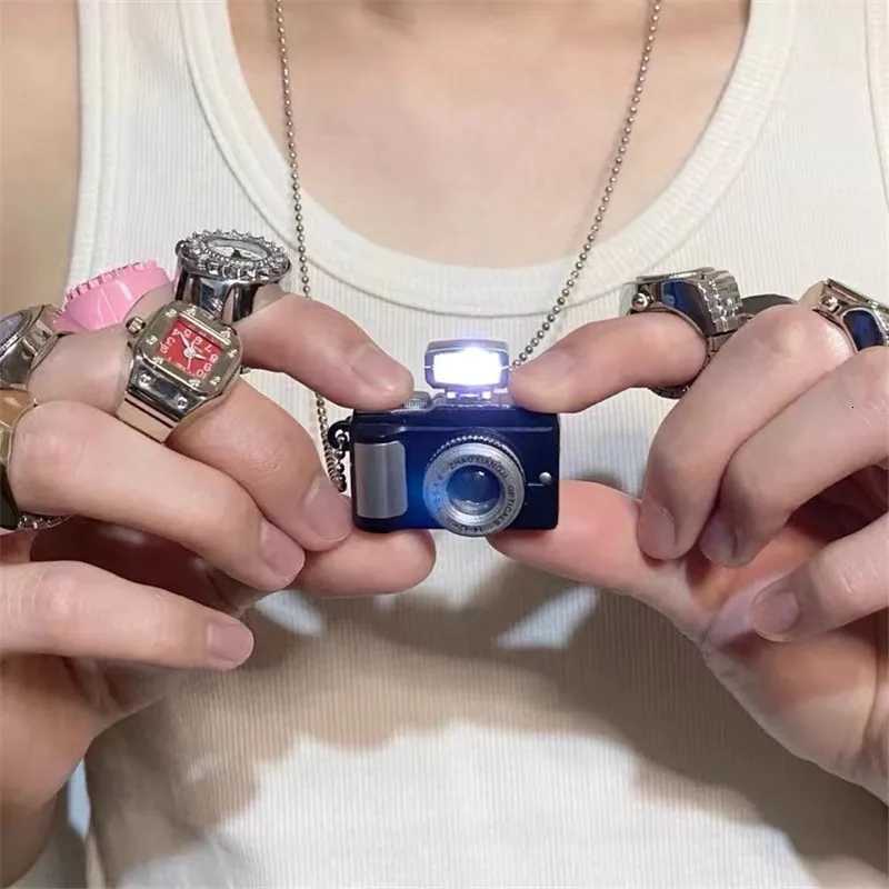 Fashion Flash Light Camera Necklace For Women Men Punk Long Chain Necklace Vintage Camera Pendant Necklaces Party Jewelry XJ250717