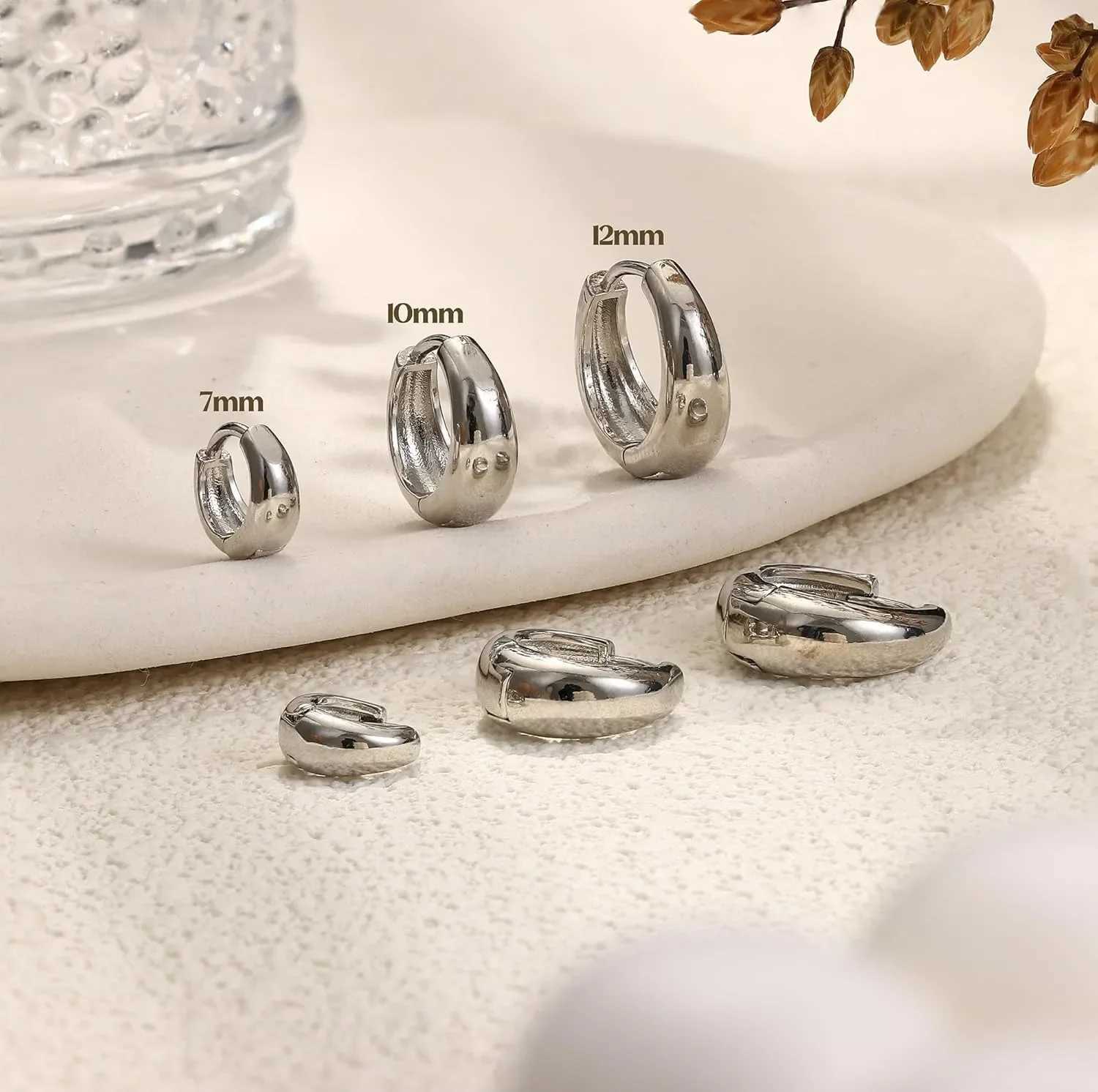 3Pairs Hoop Earrings Set for Women Gold Silver Plated Earring Hypoallergenic Small Huggie Hoops Lightweight Hoop Earrings Stack J251021