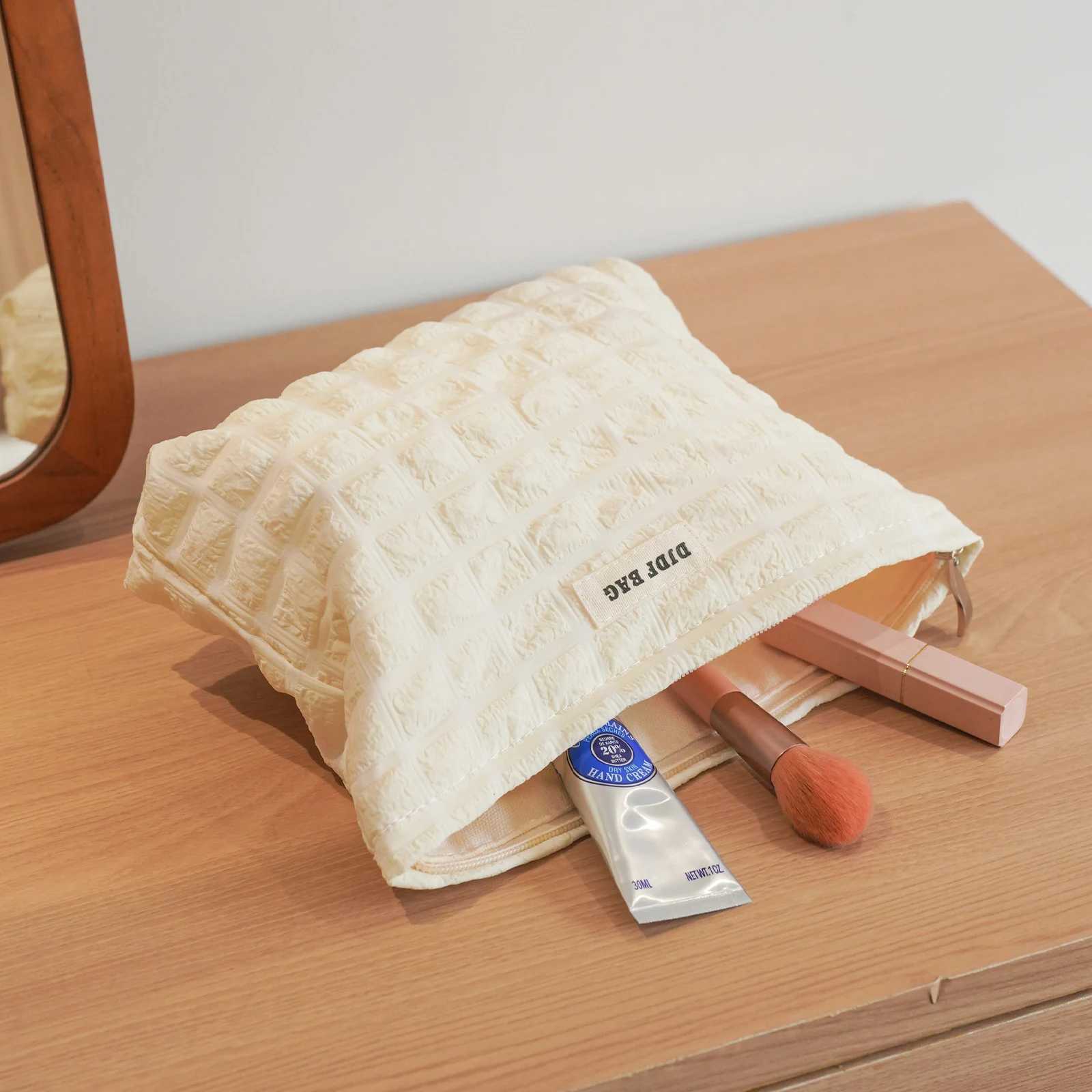 Beige cosmetic bag womens canvas cosmetics storage bag portable travel toiletry bag commuter liner bag coin purseW251021