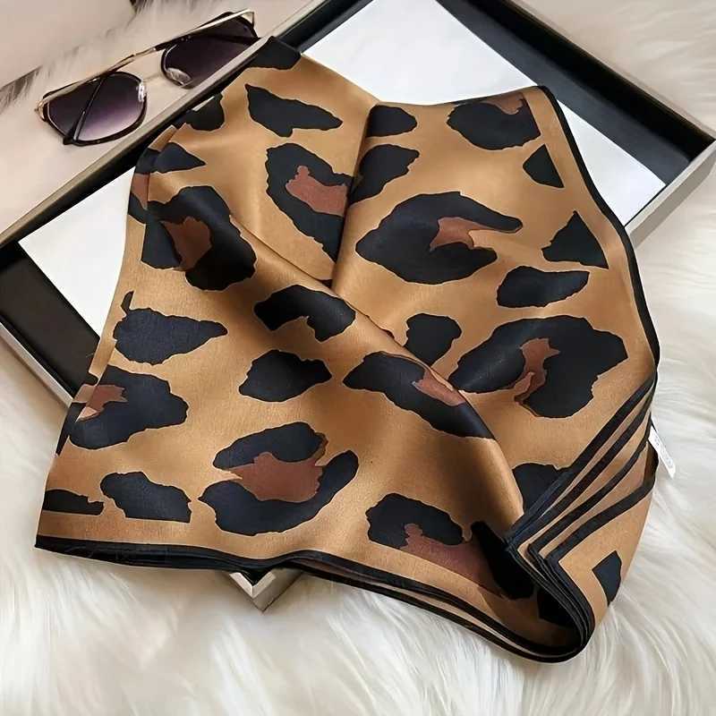 Luxury Brand Wen opard Print Square Hijab Scarf Soft Satin Silklike Small Neck Scarf Stylish Casual scarfW251021