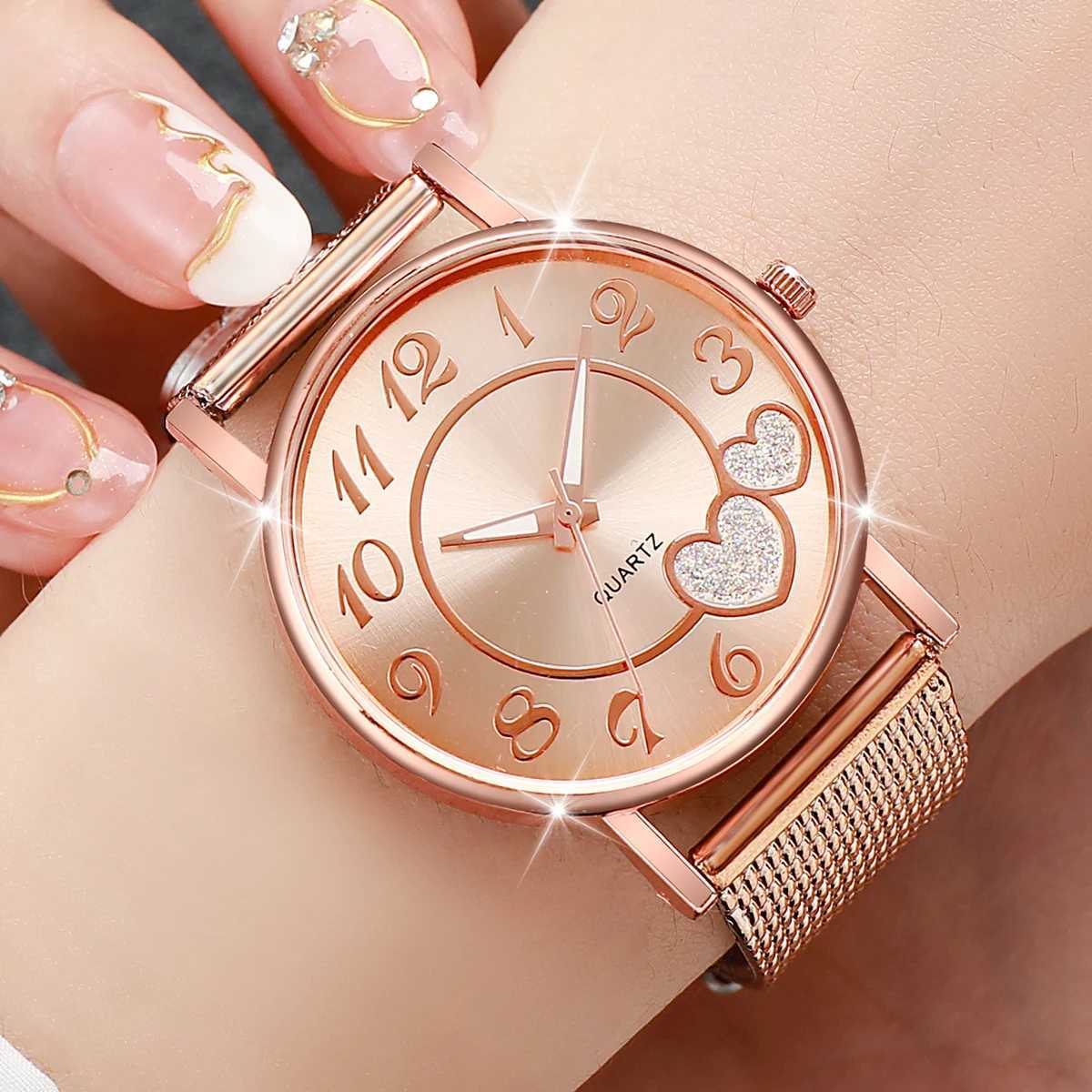 Fashion Heart Dial Womens Quartz Casual Plastic Band Analog es Reloj Mujer Girls Clock GiftXJ251021