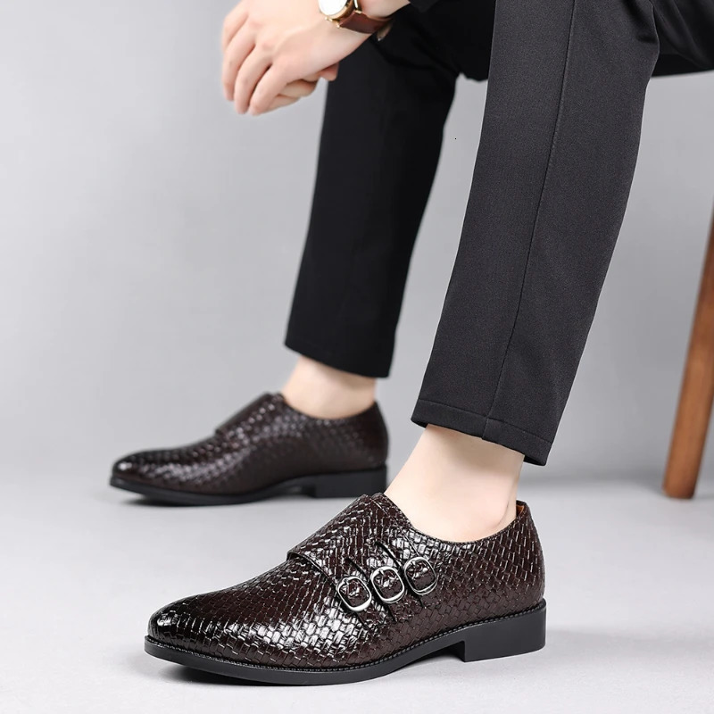 Business Men Leather Shoes Pointed Toe Metal Buckle Men Dress Shoes Fashion Loafers High Quality Men Office Wedding Shoes 251021
