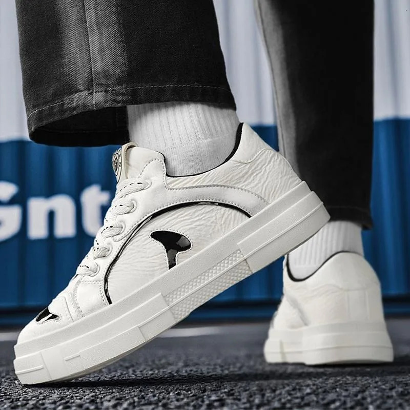 Hightop sneakers bread shoes cute and quirky big head thicksoled versatile casual shoes outdoor trendy mens shoes 251017