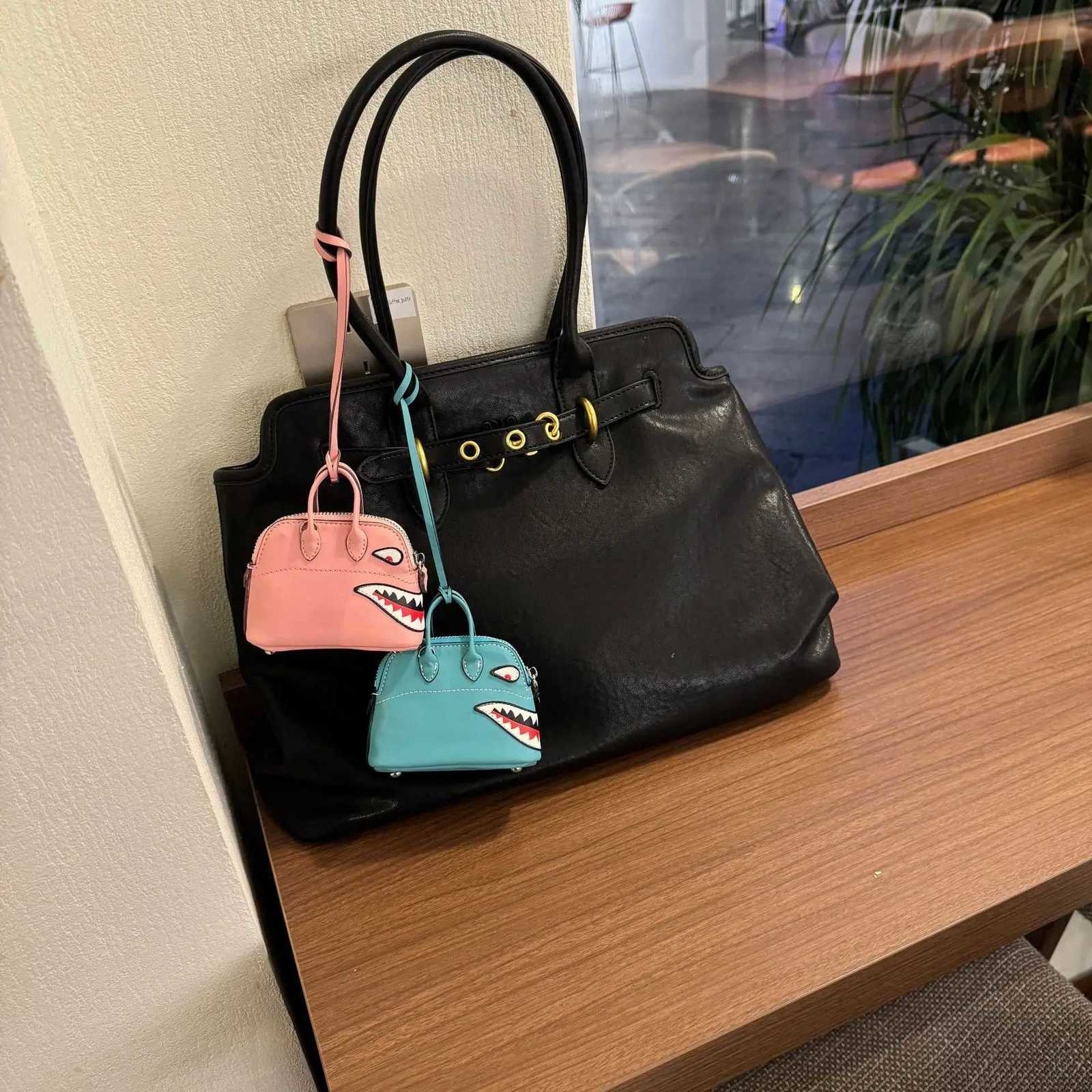 New Leather Mini Bag Pendant HighEnd Decoration Earphone Lipstick Bag Key Chain Accessories W251021