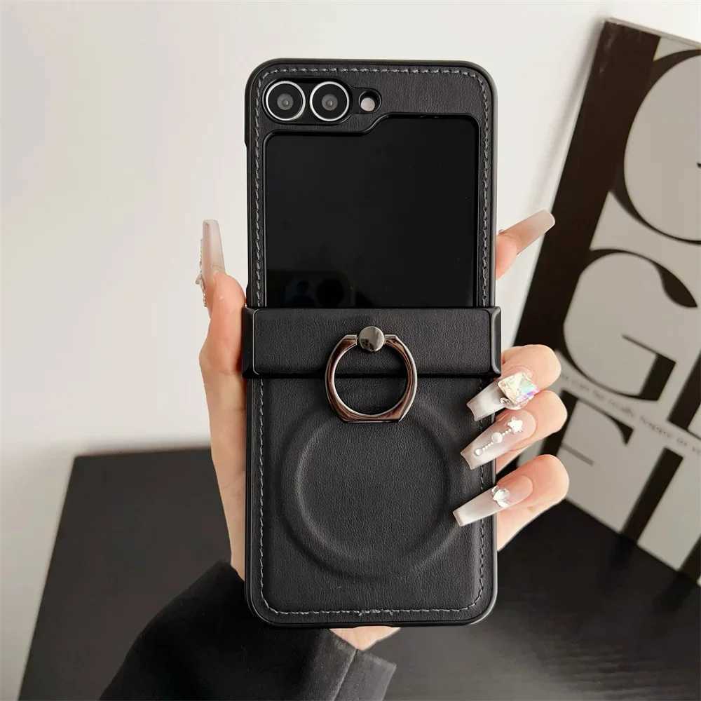 Magnetic Wireless Charging Leather Phone Case for Galaxy Z Flip 7 6 5 4 3 Flip6 Flip5 Flip4 Ring Hinge Protective Cover J251114