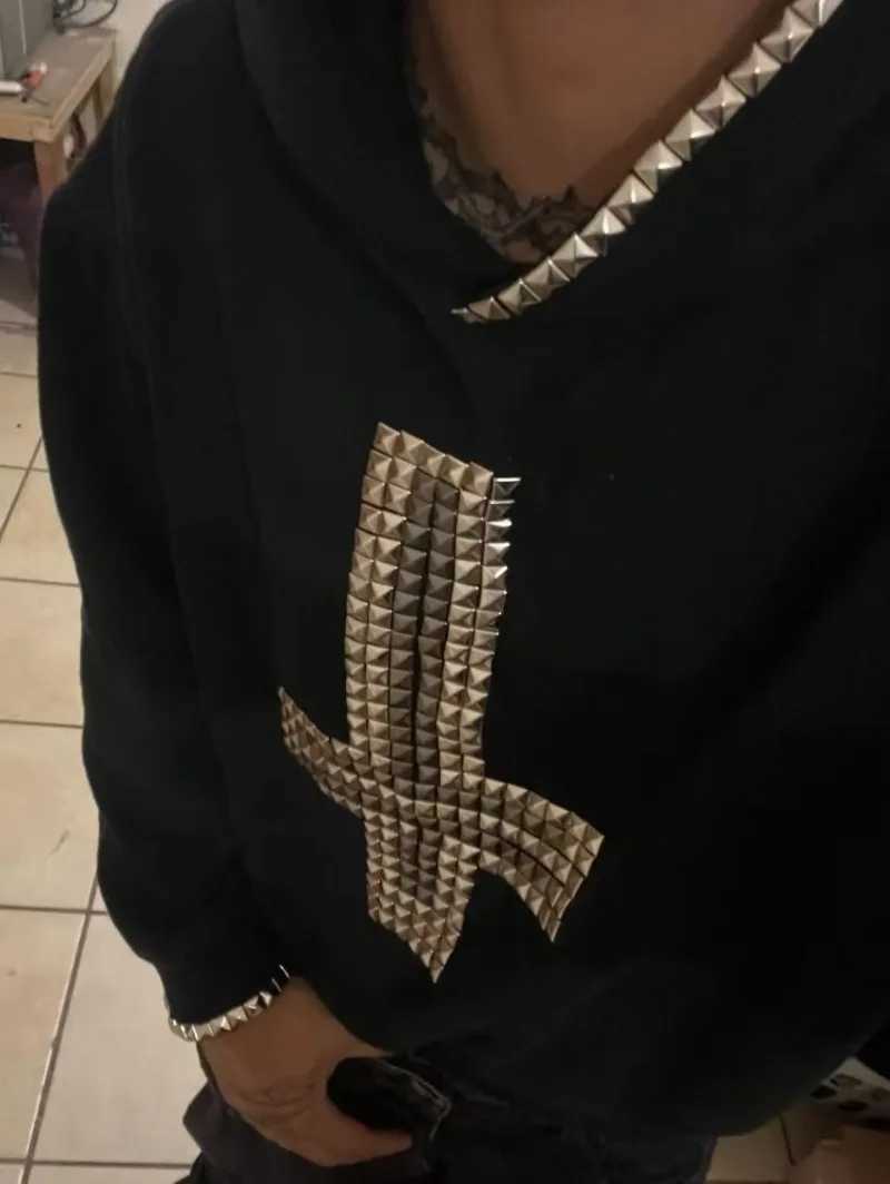 European and American fashion Stud gothic Harajuku men hoodie Y2K new Cross top personality pullover oversized Casual sportswear W251021