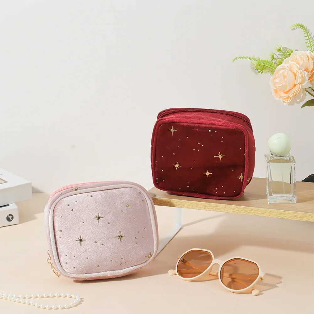 Mini Cute Square Cosmetic Bag Women Portable Earphones Lipstick Sanitary Napkins Storage Pouch Small Makeup Zipper BagsW251021