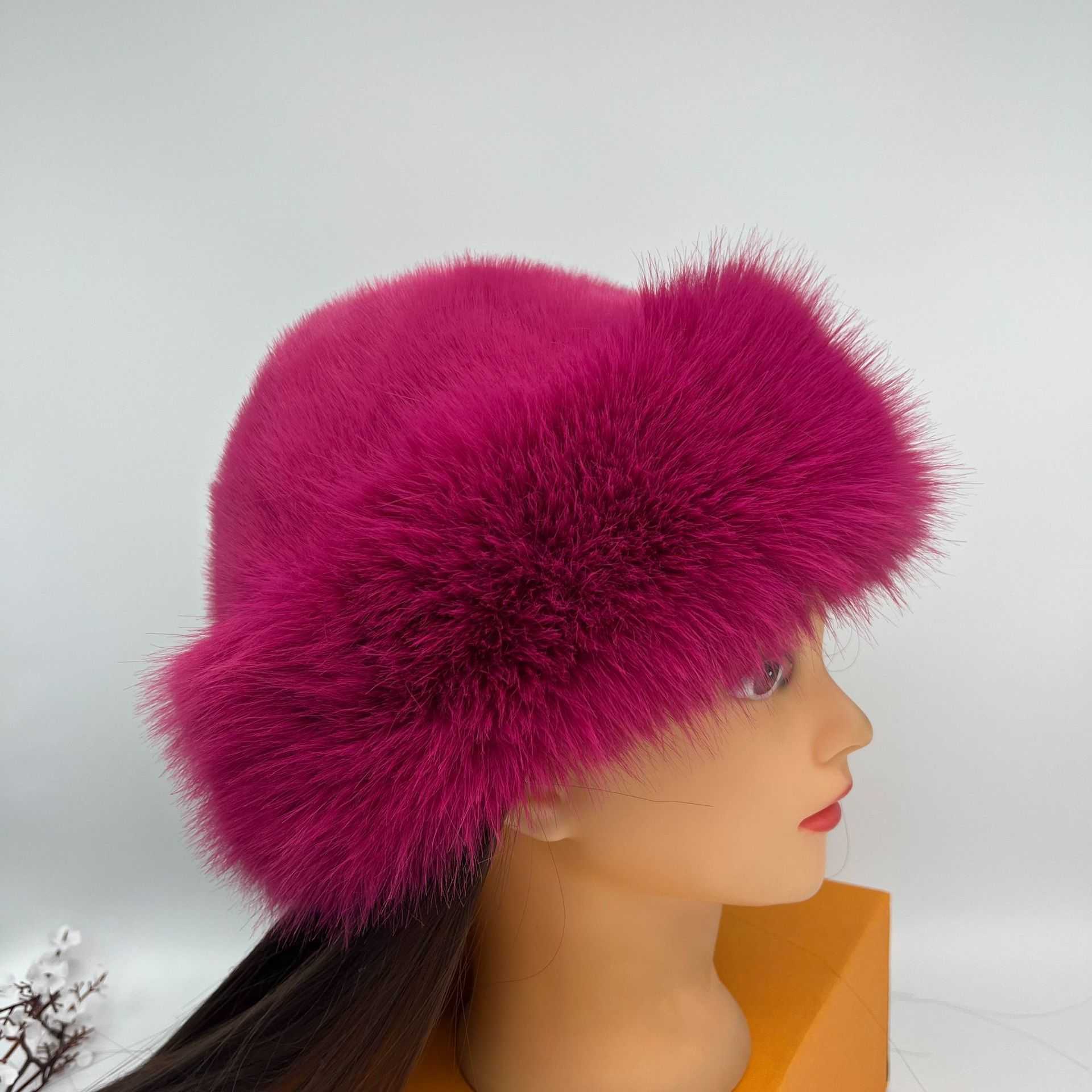 Fashion Plush Hat for Women Autumn and Winter Coldproof Warm Northeast Hat Imitation Fox Fur Versatile Ear Protection Hat H251020