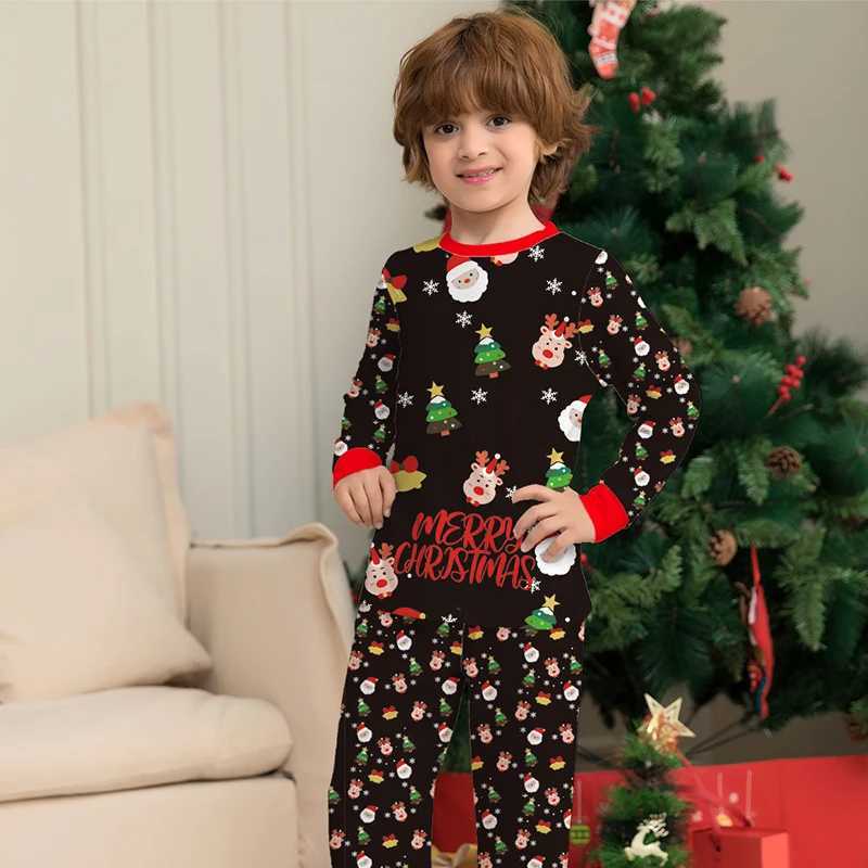 Christmas Pajamas Family Matching Clothes Set 2025 Father Mother And Daughter Son Kids Xmas Outfit Baby Girl Rompers Pyjamas L251021375P