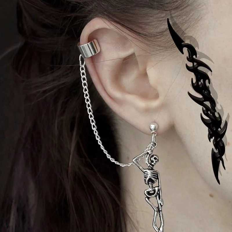 Vintage Punk SilverColor Skull Skeleton Pendant Dangle Earrings For Women Hiphop Long Chain Tassel Asymmetry Ear Jewelry Gifts J251021